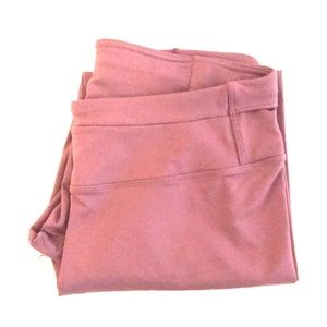 3/4 length purple Fabletics leggings